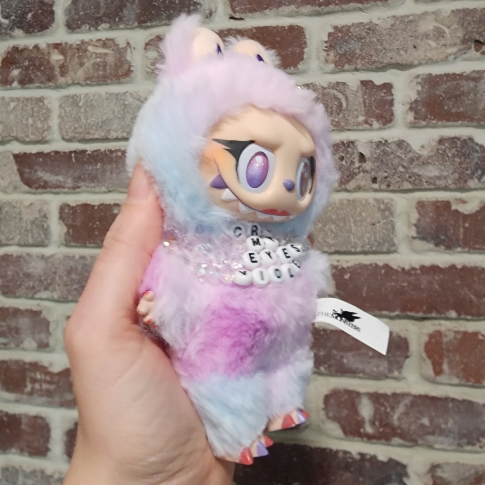 Pop Mart Elizabeth Taylor Custom Showgirl Labubu - Picture 4 of 10